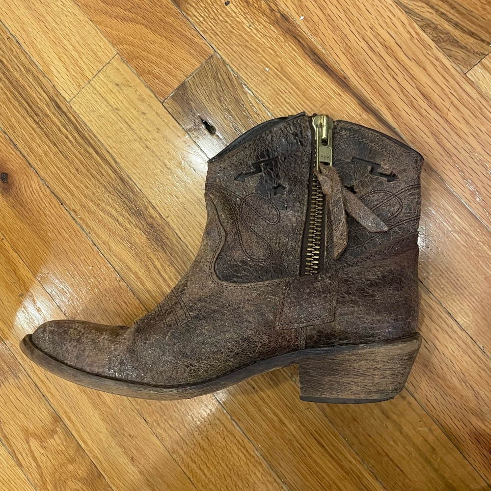 Steve Madden Women’s Ankle Cowboy Boots